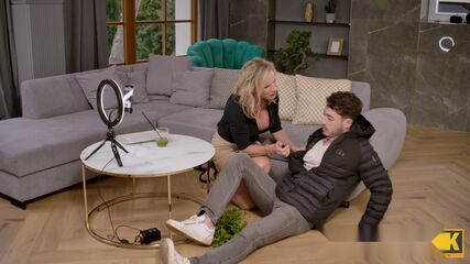 Live MILF Cam Big Booty